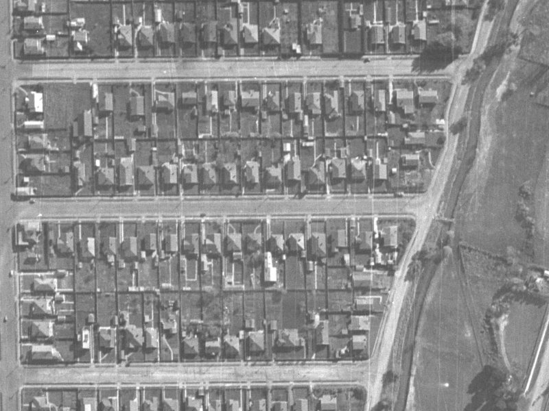 108 Malcolm Avenue from the air, 1940-1944