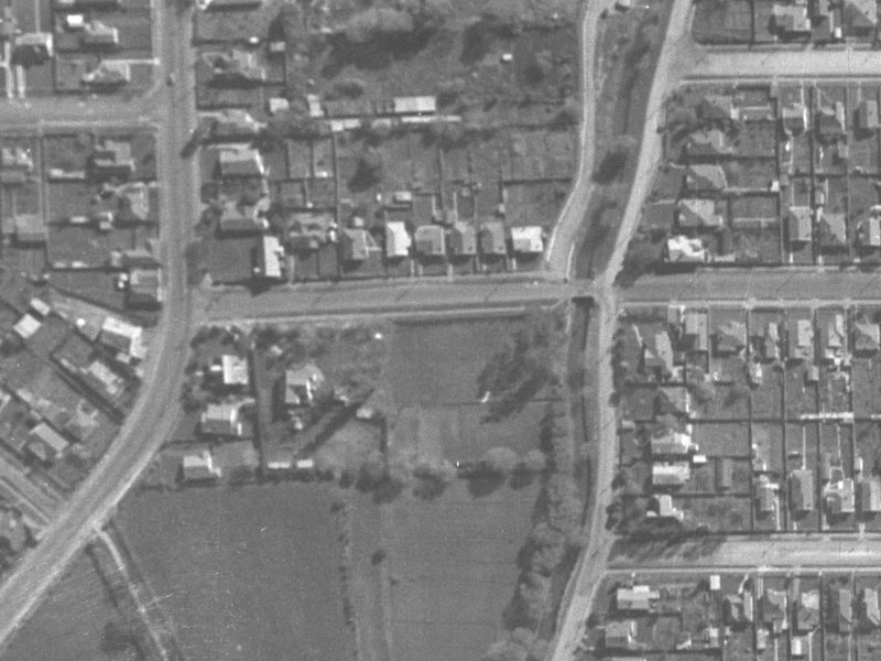 7-9 Malcolm Avenue from the air, 1940-1944