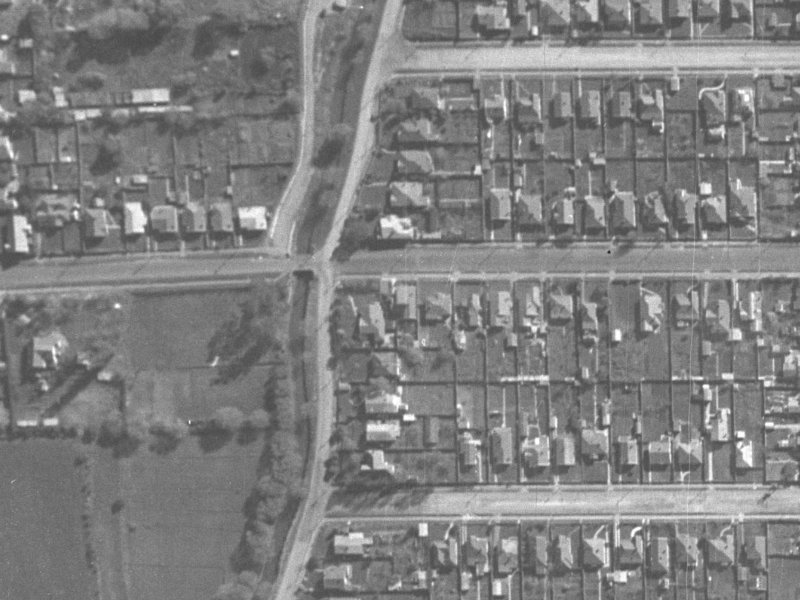 28 Malcolm Avenue from the air, 1940-1944