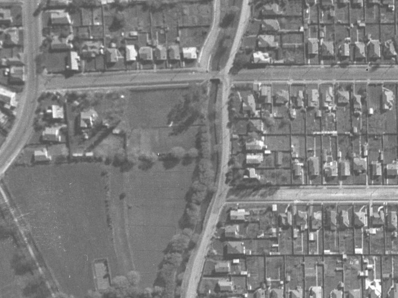 14 Malcolm Avenue from the air, 1940-1944