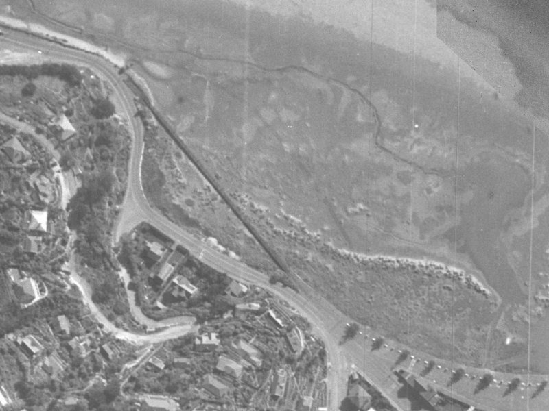 301-305 Main Road from the air, 1940-1944