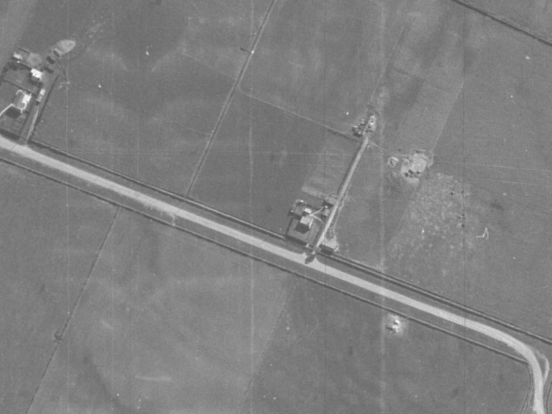 10 Cassinia Gardens from the air, 1940-1944