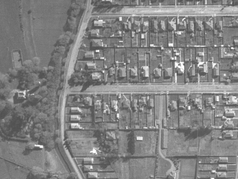 14 Riverview Street from the air, 1940-1944