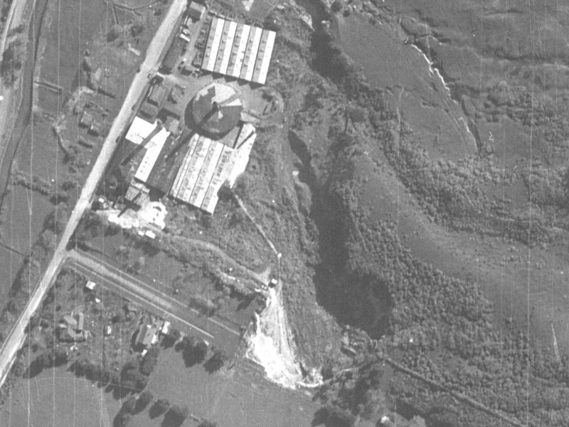 7 Brickworks Lane from the air, 1940-1944