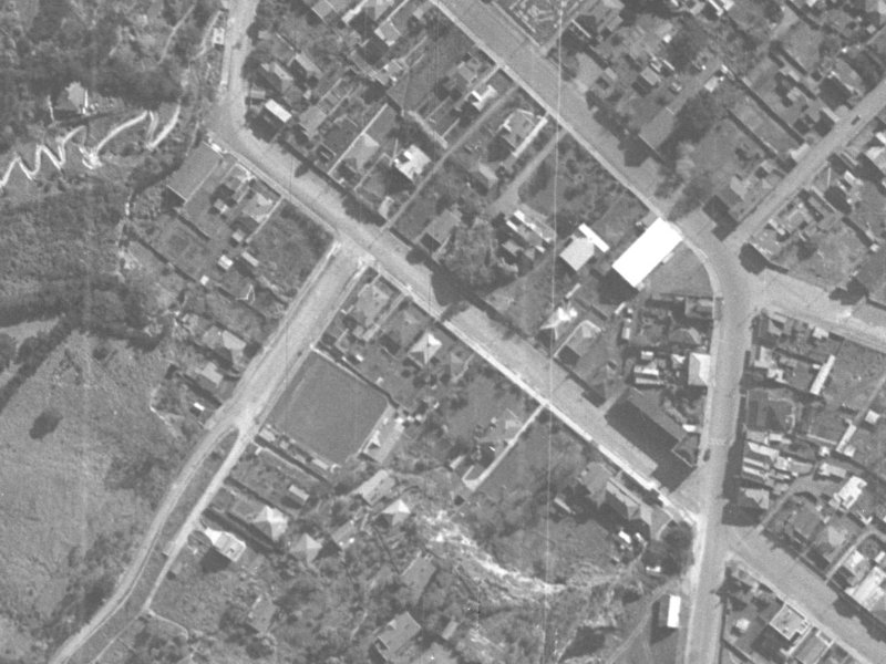 16 Nayland Street from the air, 1940-1944