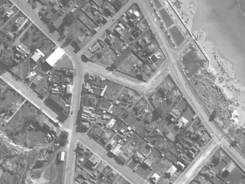 16/42 Marriner Street from the air, 1940-1944