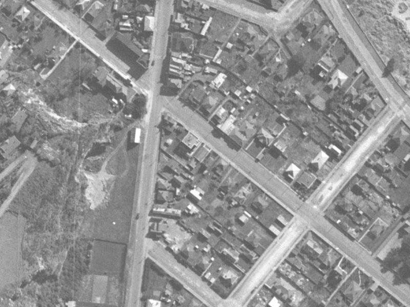 2/44 Nayland Street from the air, 1940-1944