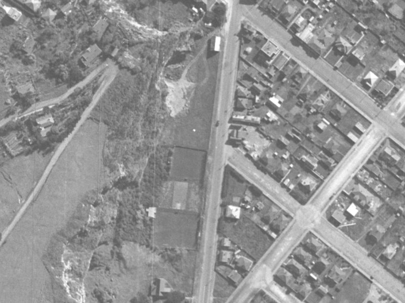 38 Wakefield Avenue from the air, 1940-1944
