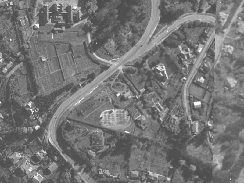 39 Dyers Pass Road from the air, 1940-1944