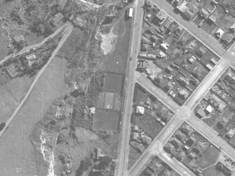 42 Wakefield Avenue from the air, 1940-1944