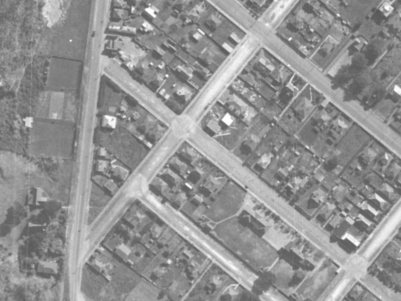 11 Wiggins Street from the air, 1940-1944