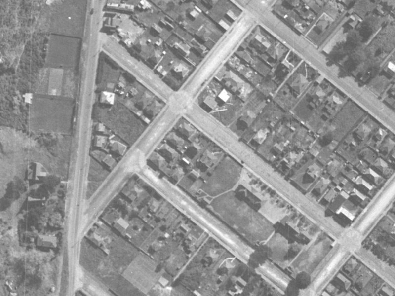 14 Wiggins Street from the air, 1940-1944