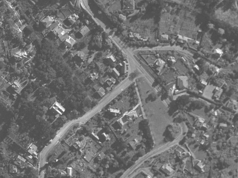 2a Macmillan Avenue from the air, 1940-1944
