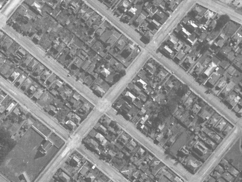 Menzies Street from the air, 1940-1944