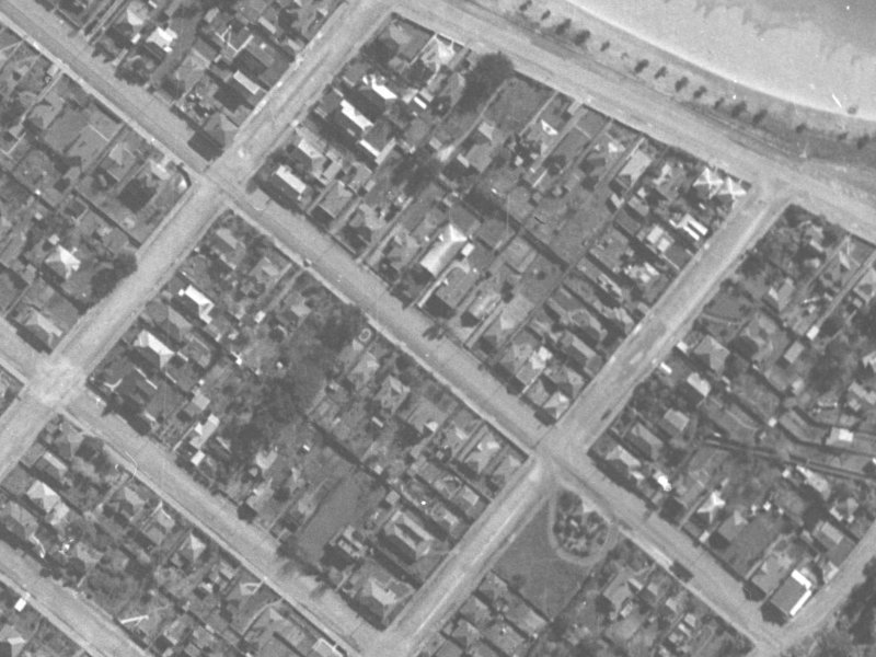 123 Nayland Street from the air, 1940-1944