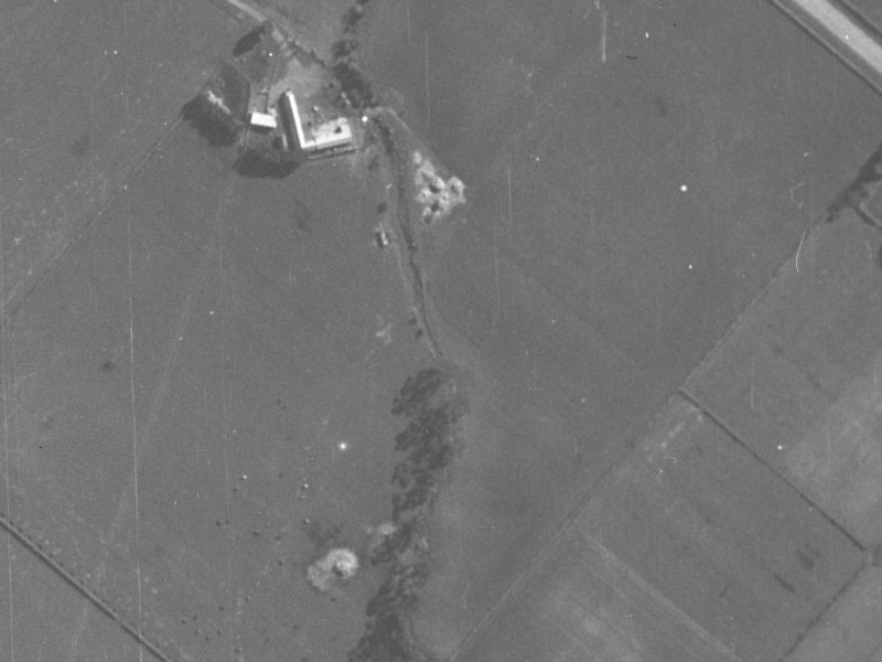 89 Caulfield Avenue from the air, 1940-1944
