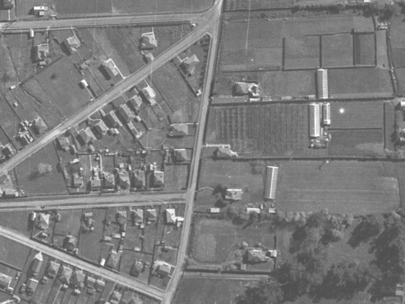 90A Bridle Path Road from the air, 1940-1944
