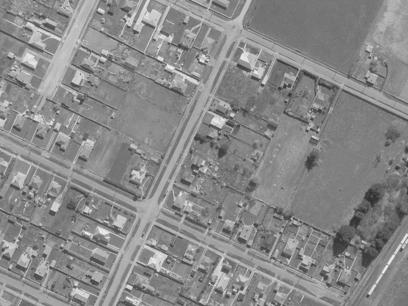 30 Tyrone Street from the air, 1960-1964