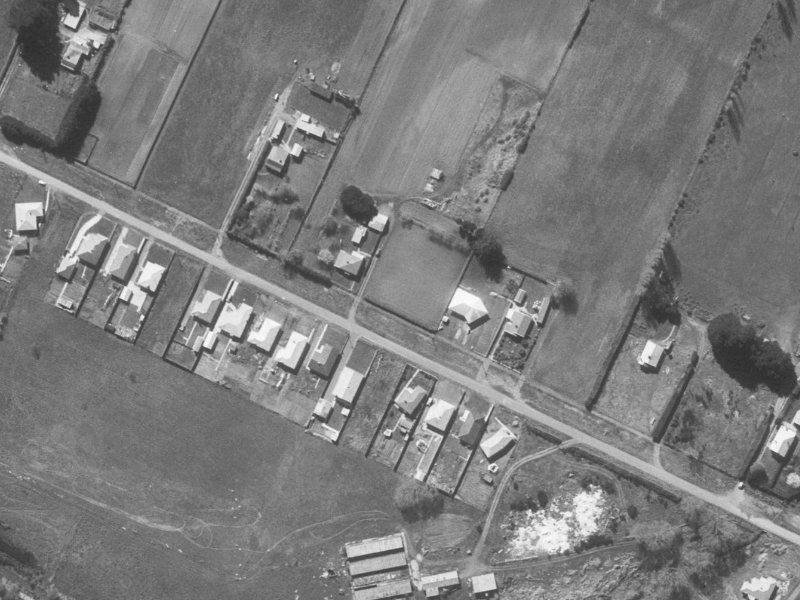 76 Englefield Road from the air, 1960-1964