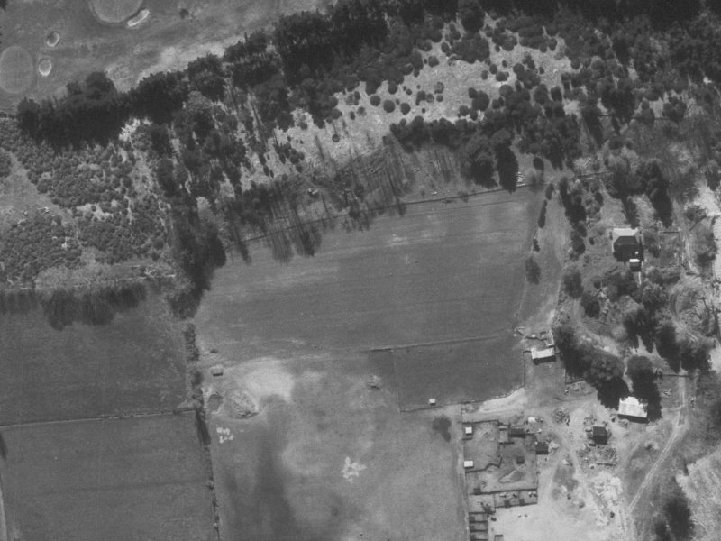 16 Waitikiri Square from the air, 1960-1964