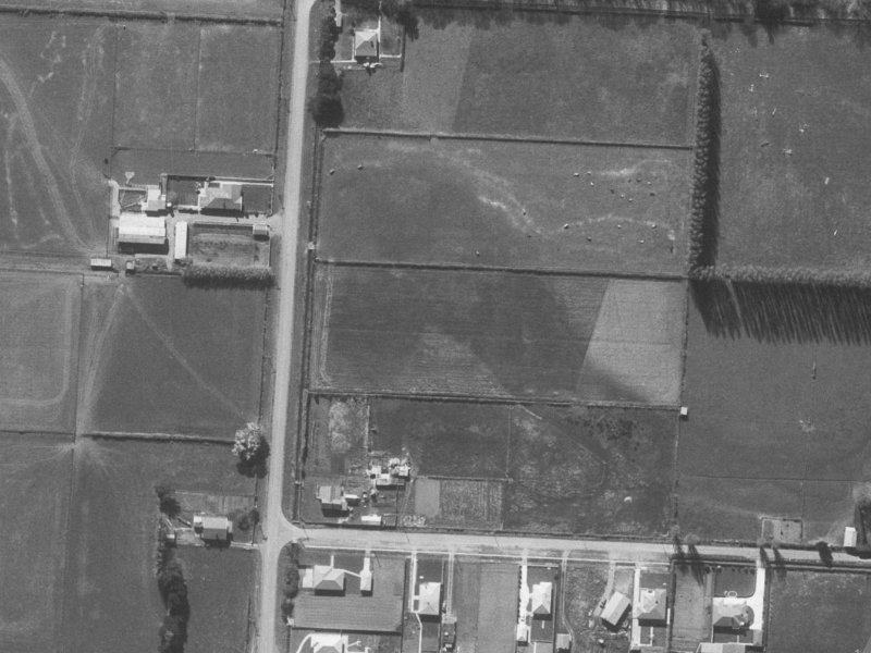 23/150 Cavendish Road from the air, 1960-1964