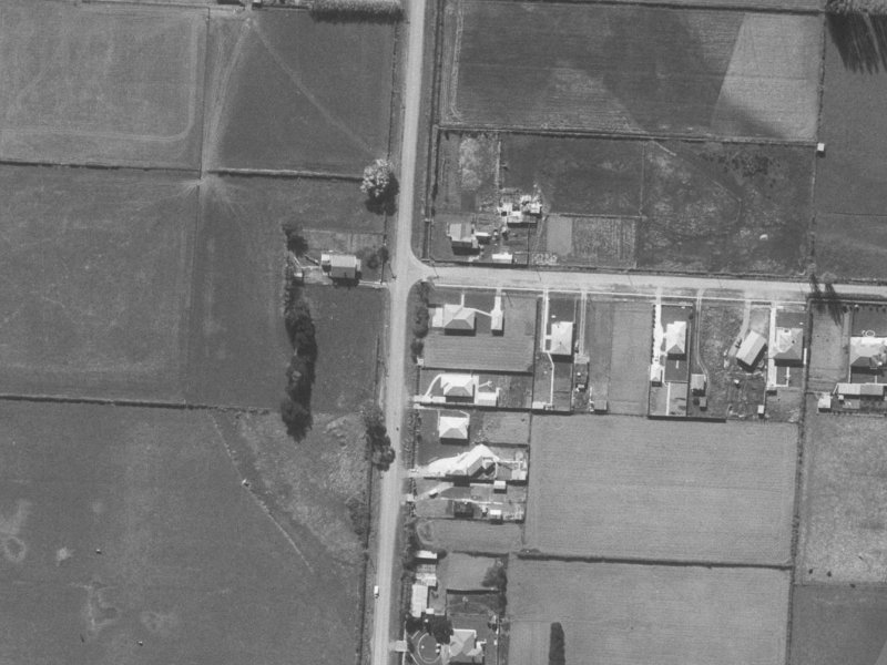 136 Cavendish Road from the air, 1960-1964