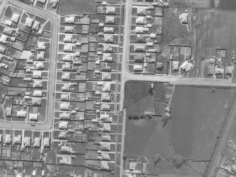 61 Cavendish Road from the air, 1960-1964
