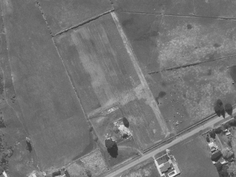 11 Mackinnon Street from the air, 1960-1964