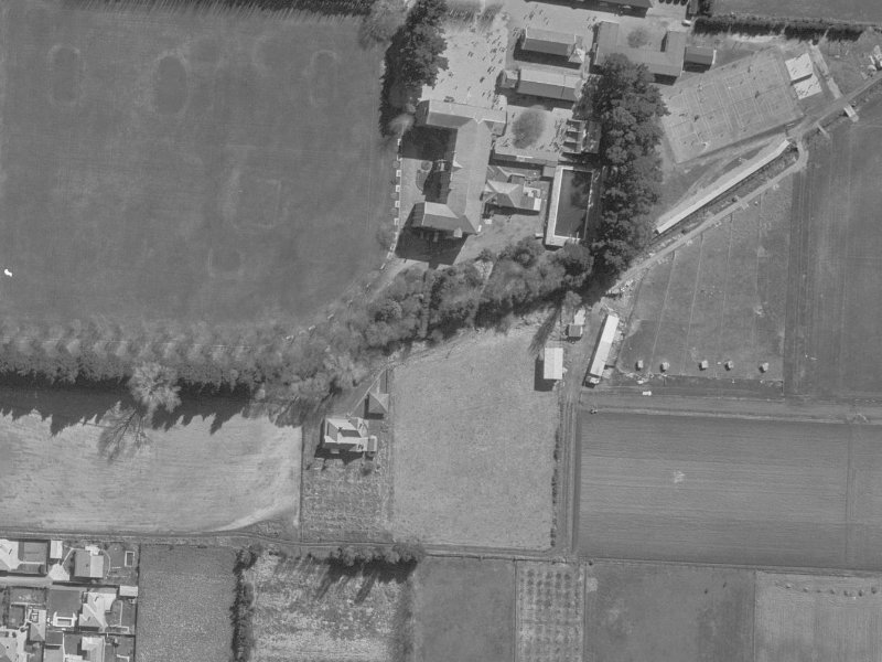 210Main NTH road from the air, 1960-1964