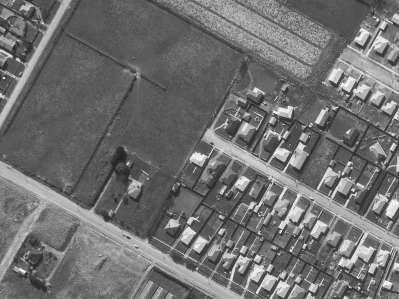 39 Bainton Street from the air, 1960-1964