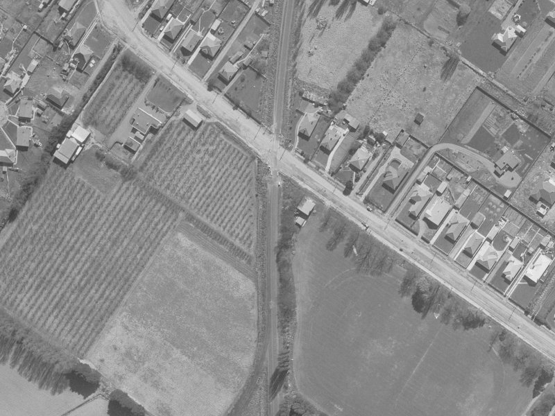 65 Sawyers Arms Road from the air, 1960-1964
