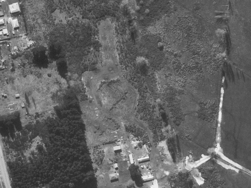 27-33 Clarevale Street from the air, 1960-1964