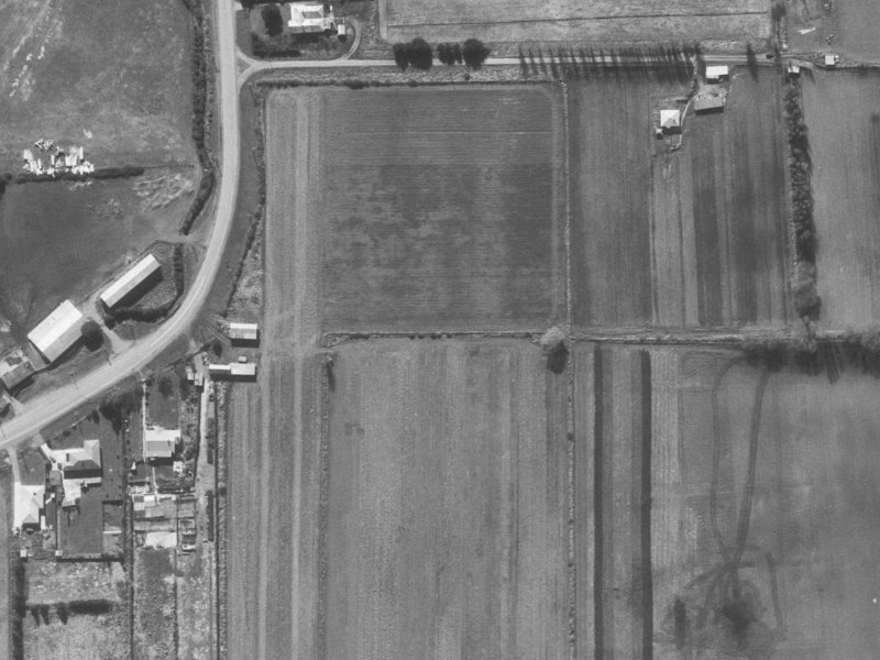 4 Queenswood Gardens from the air, 1960-1964