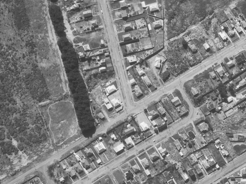 76 Britannia Street from the air, 1960-1964