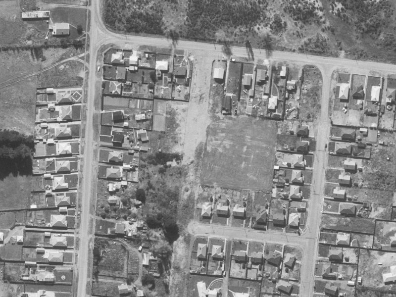 1–2 Casa Blanca Lane from the air, 1960-1964