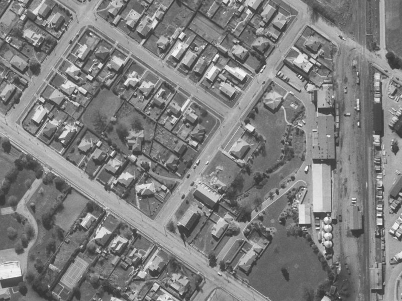11 Chapel Street from the air, 1960-1964