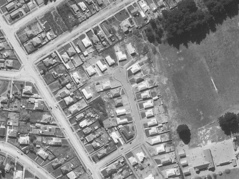 29 Leverett Place from the air, 1960-1964