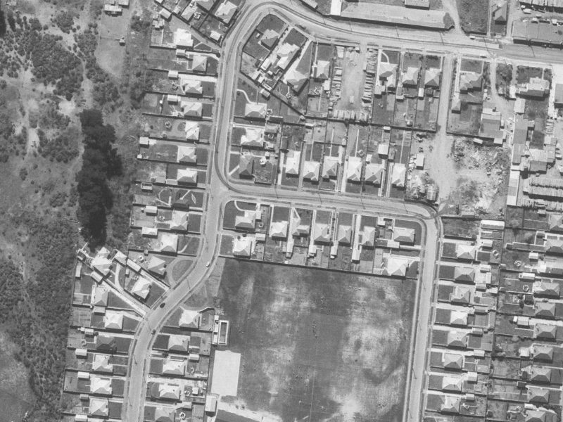 89 Willryan Avenue from the air, 1960-1964