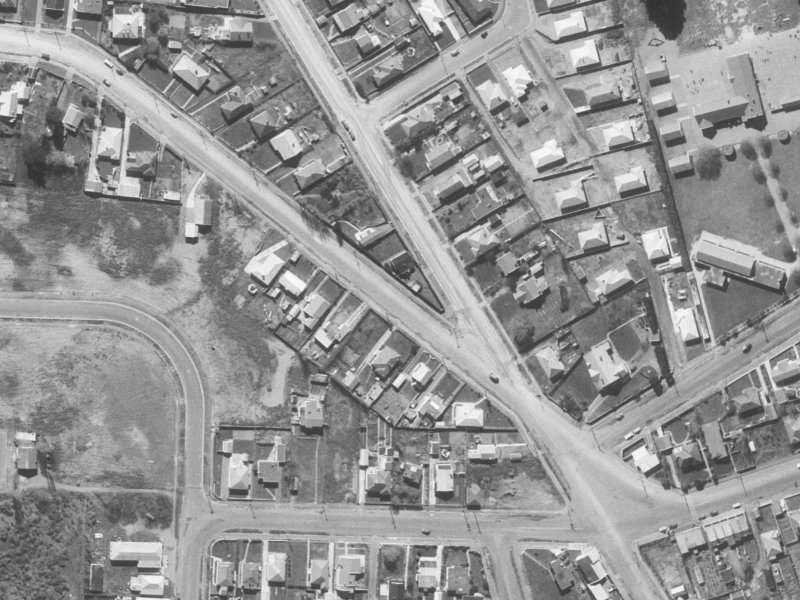 25 Rookwood Avenue from the air, 1960-1964