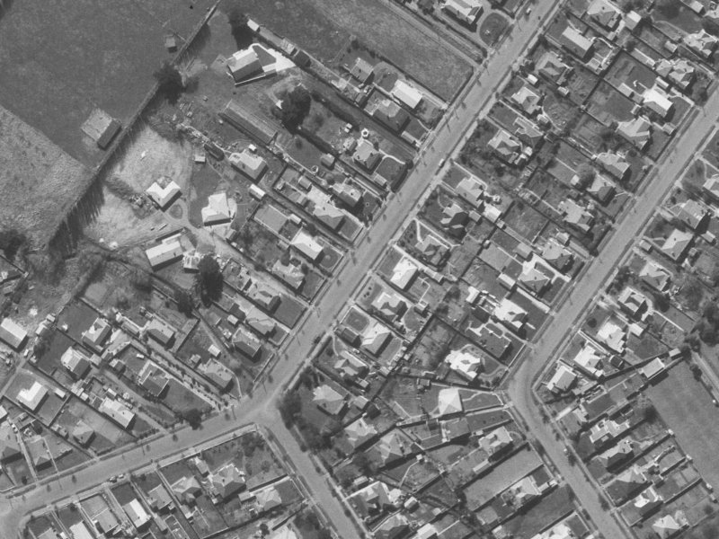 164 Matsons Avenue from the air, 1960-1964