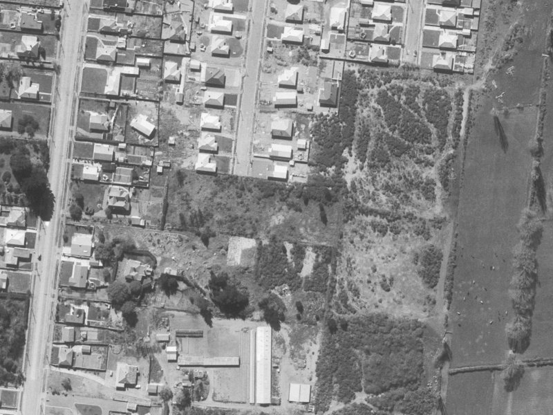 71 Vivian Street from the air, 1960-1964