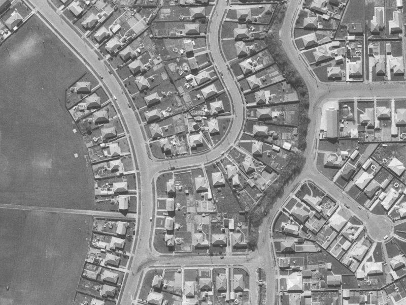 5 Bellbrook Crescent from the air, 1960-1964