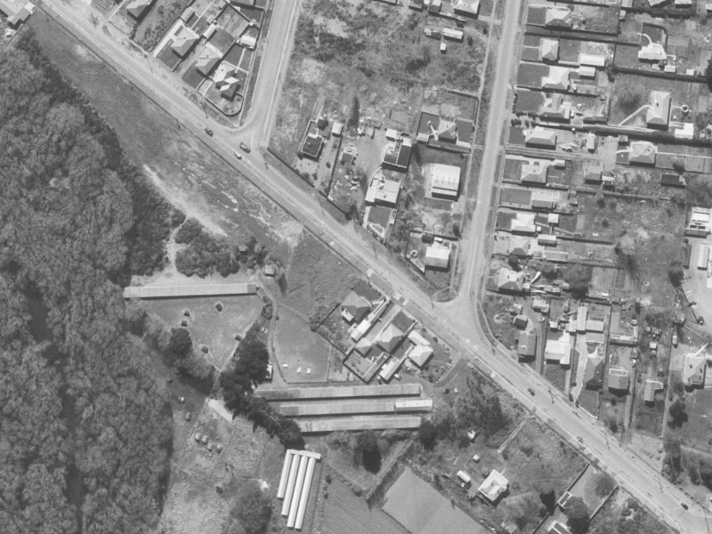 25 Lake Terrace Road from the air, 1960-1964