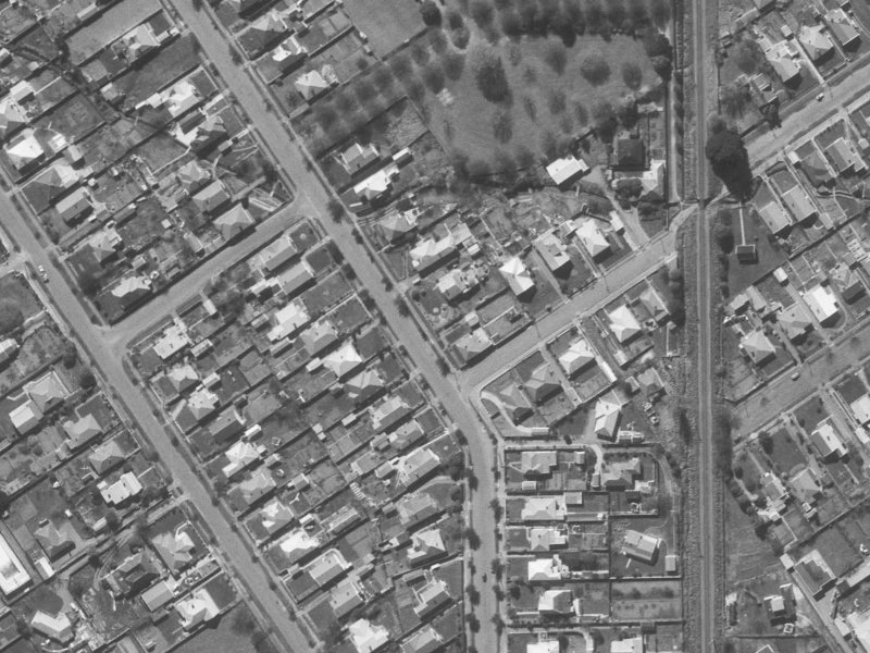44 Saint James Avenue from the air, 1960-1964