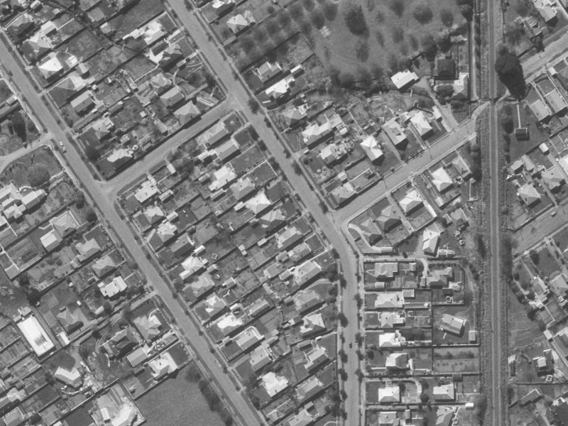 35 Saint James Avenue from the air, 1960-1964