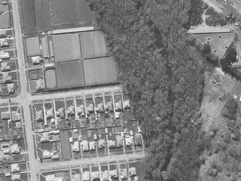 43 Liggins Street from the air, 1960-1964