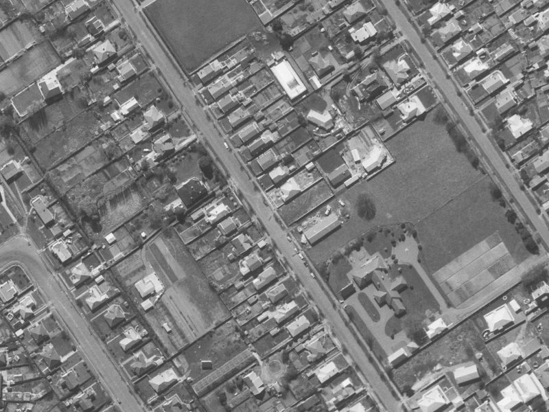 46 Condell Avenue from the air, 1960-1964