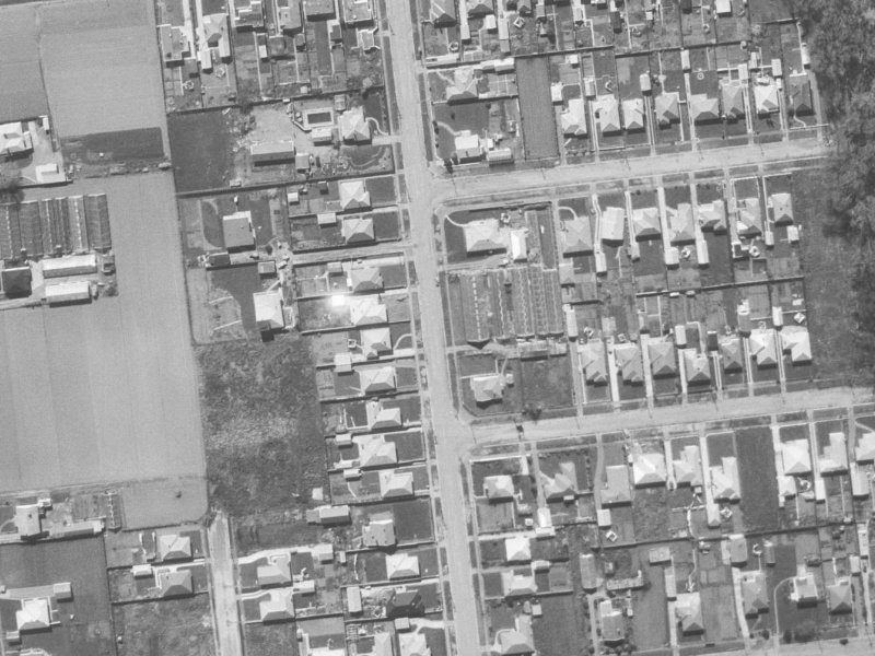 Queensbury Street from the air, 1960-1964
