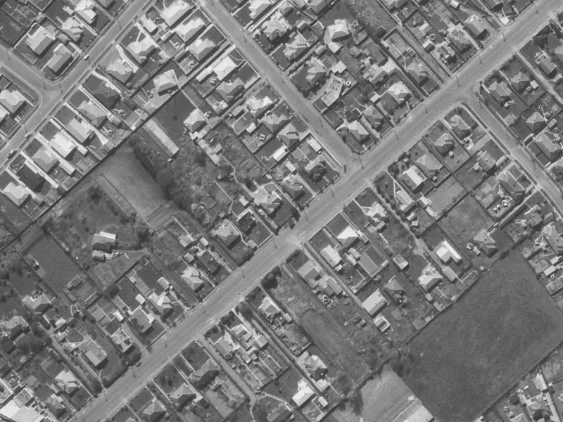 54 Aorangi Road from the air, 1960-1964