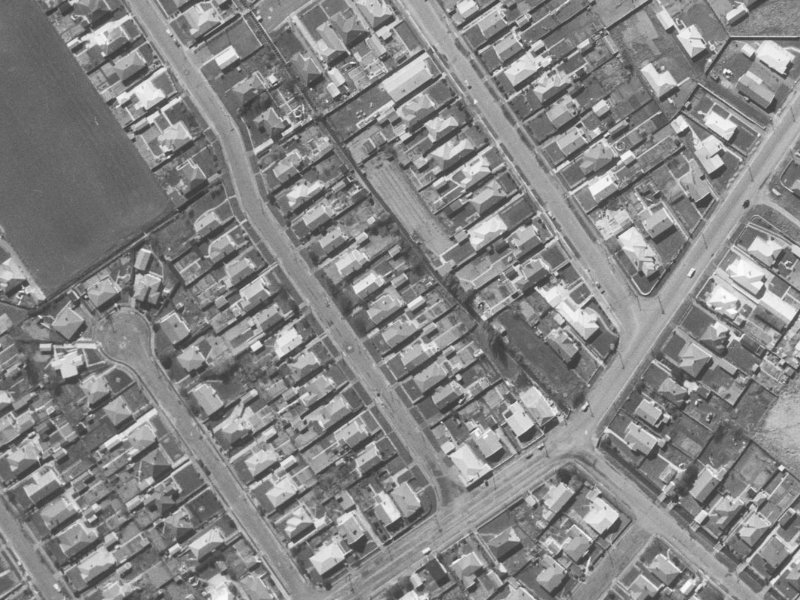 20 Kensington Avenue from the air, 1960-1964